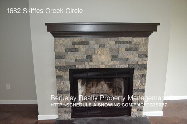 Building Photo - 1682 Skiffes Creek Circle