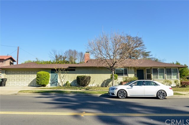 Building Photo - 500 N San Marino Ave