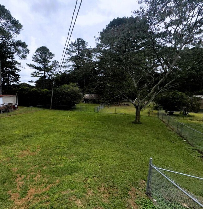 Foto del edificio - 1654 Old Hwy 27