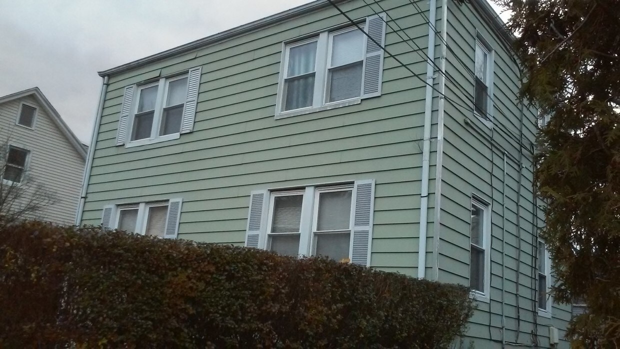 30 Oak St Unit 1, Port Chester, NY 10573 Apartments in Port Chester