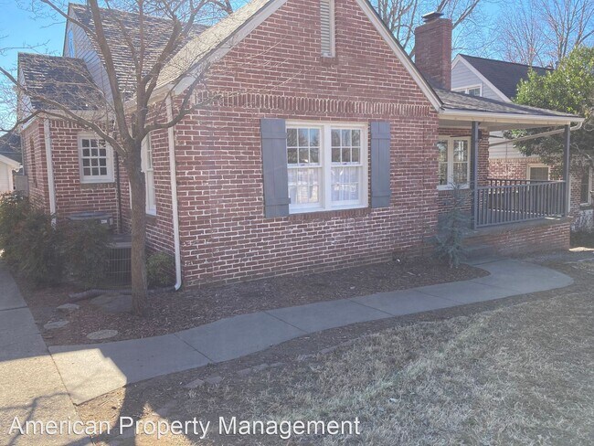 Building Photo - 3 br, 2 bath House - 1608 E 35th St