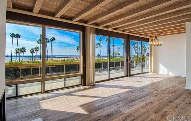 Building Photo - 3024 Breakers Dr