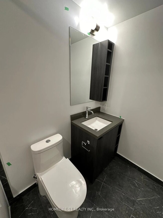 Photo du bâtiment - 252 Church St