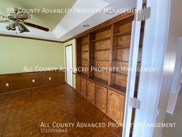 Foto del edificio - 2294 Belgian Ln
