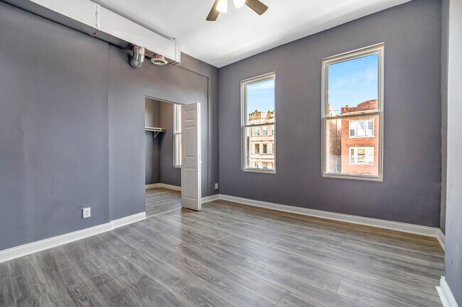 Building Photo - 1636 S Homan Ave