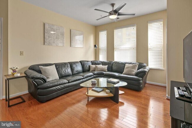 Foto del edificio - 2655 Prosperity Ave