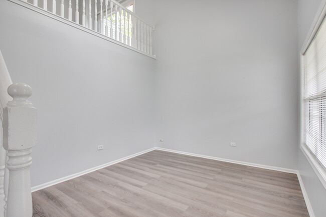 Foto del edificio - 3491 Willowview Ct
