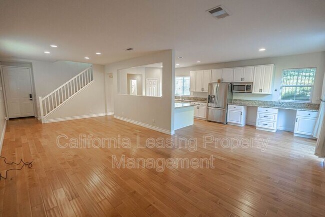 Building Photo - 29208 Cowboy Ct