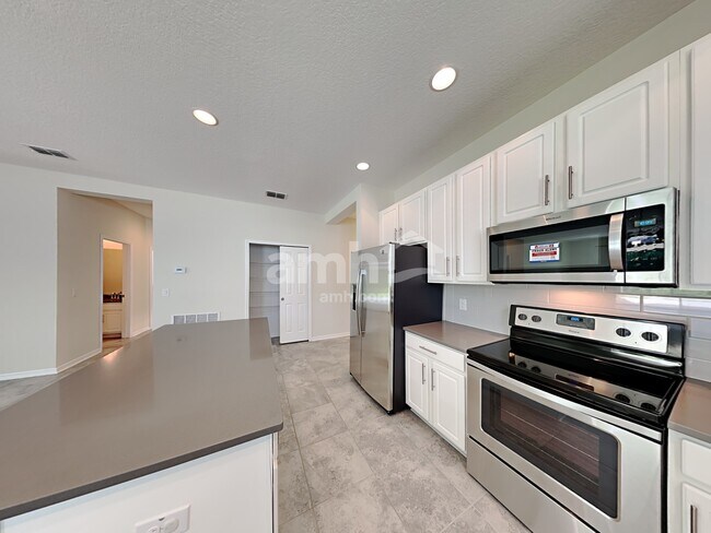 Building Photo - 2729 Corbel Loop