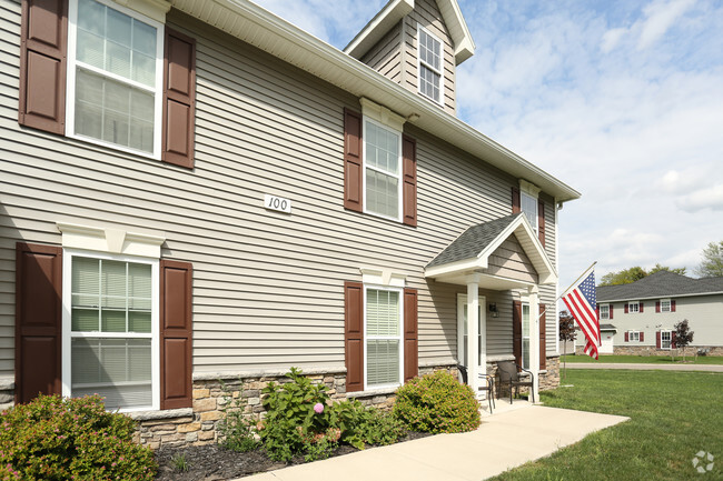 Building Photo - Parkview Apartments & (New)Townhomes