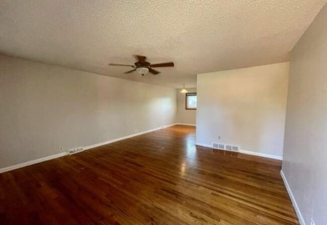 Photo - 3169 W Grand Ave House