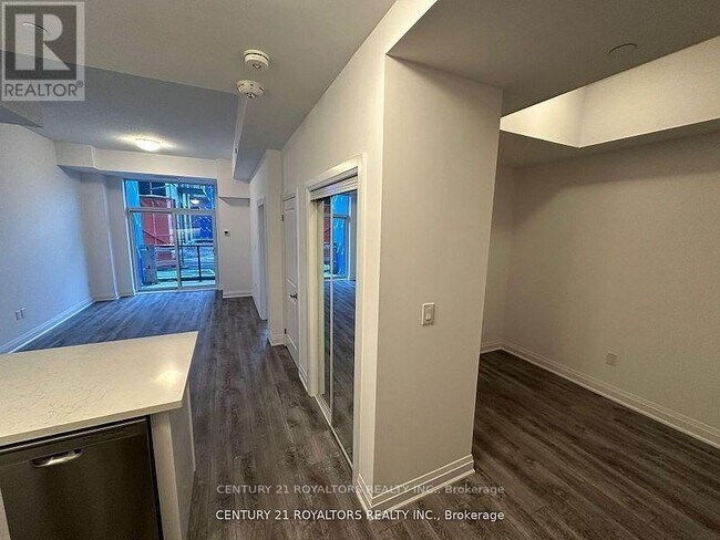 Photo du bâtiment - 470-470 Dundas St E