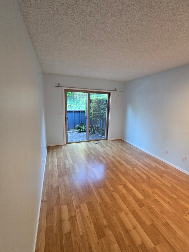 Foto del edificio - 4621 SW Caldew St