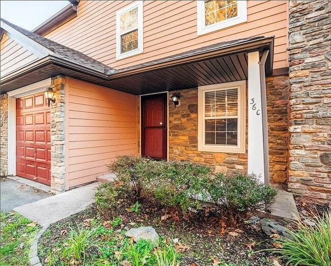 Building Photo - 36 Skyview Dr
