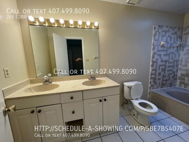 Foto del edificio - 1705 Foxhall Drive | $1595 | 2 beds, 2 ful...