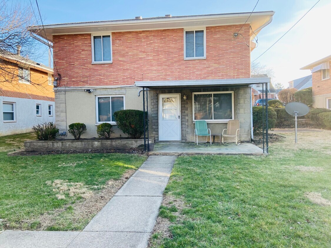 Foto principal - 3127 Hassler St