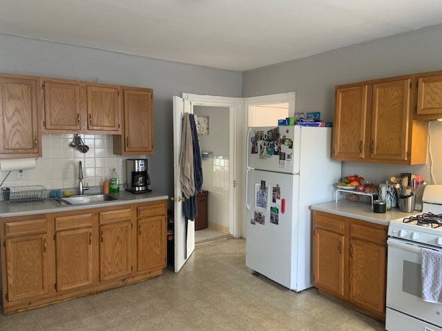 Foto principal - 100 Wyman St