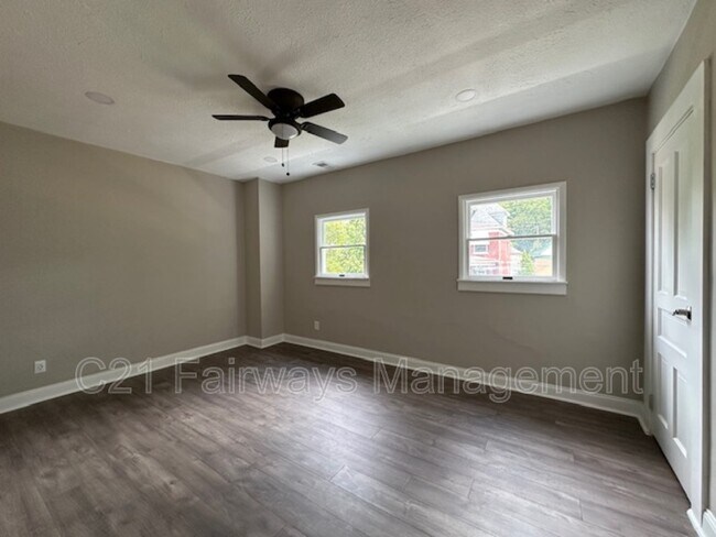 Foto del edificio - 3741 Wapello St