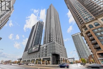 Building Photo - 395 Square One Dr