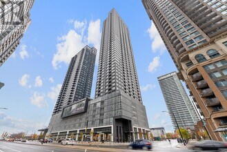 Building Photo - 395 Square One Dr