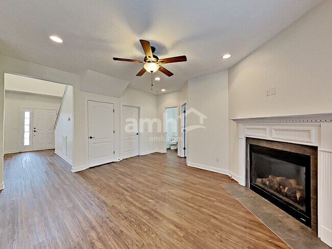 Building Photo - 6457 Sunnywood Drive