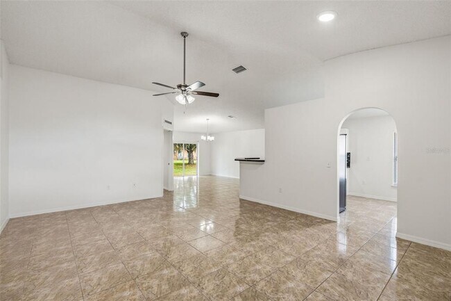 Foto del edificio - 16918 Corner Hill Ct