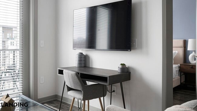 Building Photo - 2165 Nolensville Pk