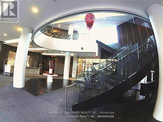 Photo du bâtiment - 5168 Yonge St