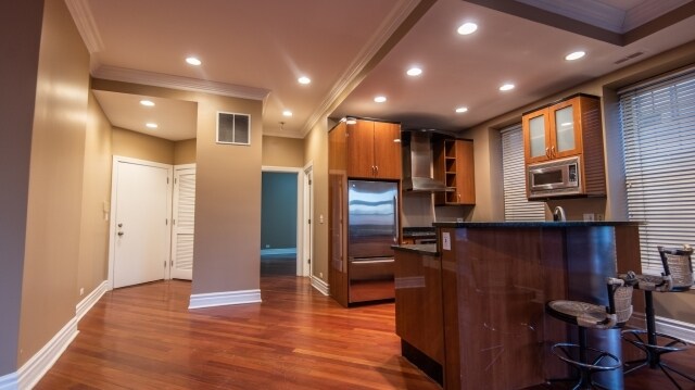 Building Photo - 36 S Ashland Ave