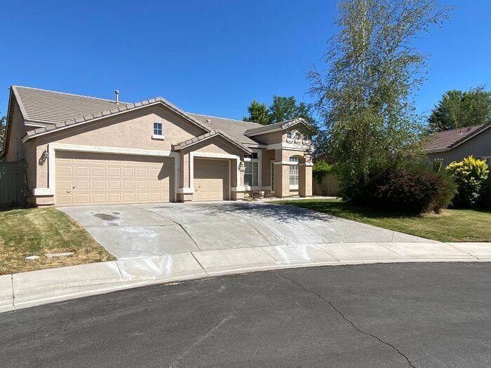Damonte Ranch 4 Bedroom/3 Car Garage Sin... House for Rent in Reno