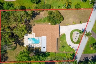 Building Photo - 4700 SW 110th Ave