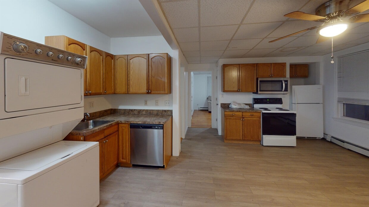70 Pilgrim Ave Unit 3, Worcester, MA 01604 Apartment for Rent in