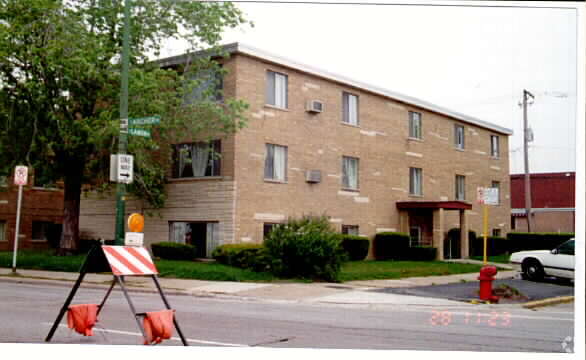 Primary Photo - 5470 S Archer Ave