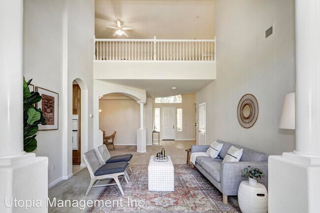 Building Photo - 5 br, 5.5 bath House - 1481 Bella Cir