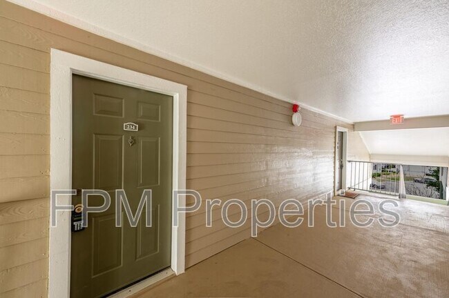 Foto del edificio - 7701Timberlin Park Blvd