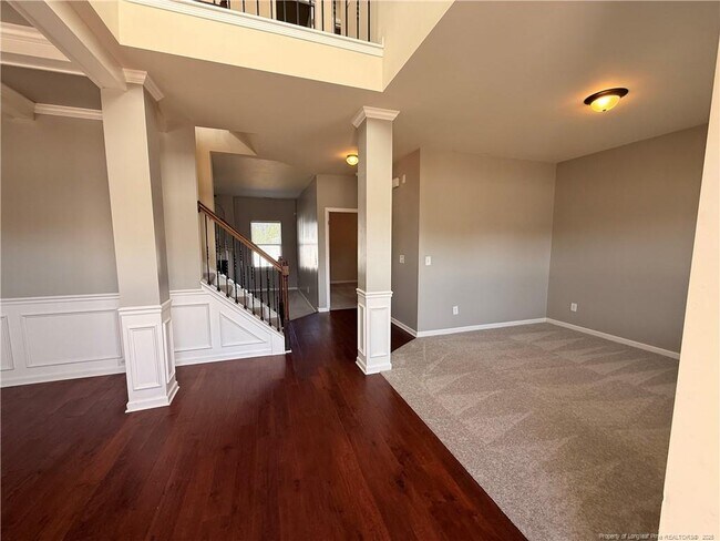 Building Photo - 16 Fort McClary Ct