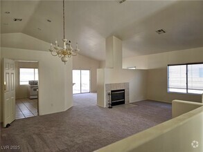 Building Photo - 668 Hitchen Post Dr