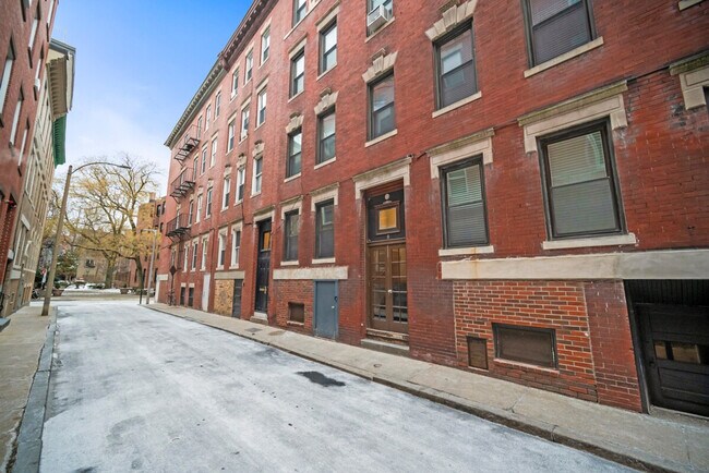 Foto del edificio - 370 Hanover St