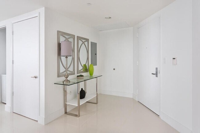 Foto del edificio - Icon Brickell Unit 4010