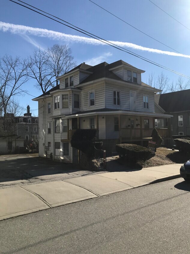 53 Tingley St Unit 1, Willimantic, CT 06226 Apartments in Willimantic