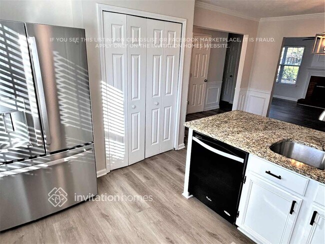 Foto del edificio - 4252 Brighton Way NW