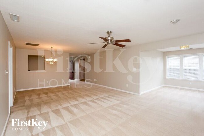 Foto del edificio - 12730 Old Pond Rd
