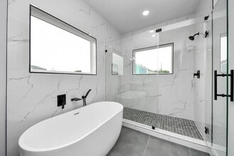 Building Photo - 6816 Del Rio St