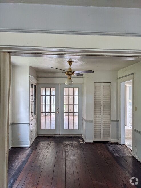 Building Photo - 8111 Bull Creek Rd