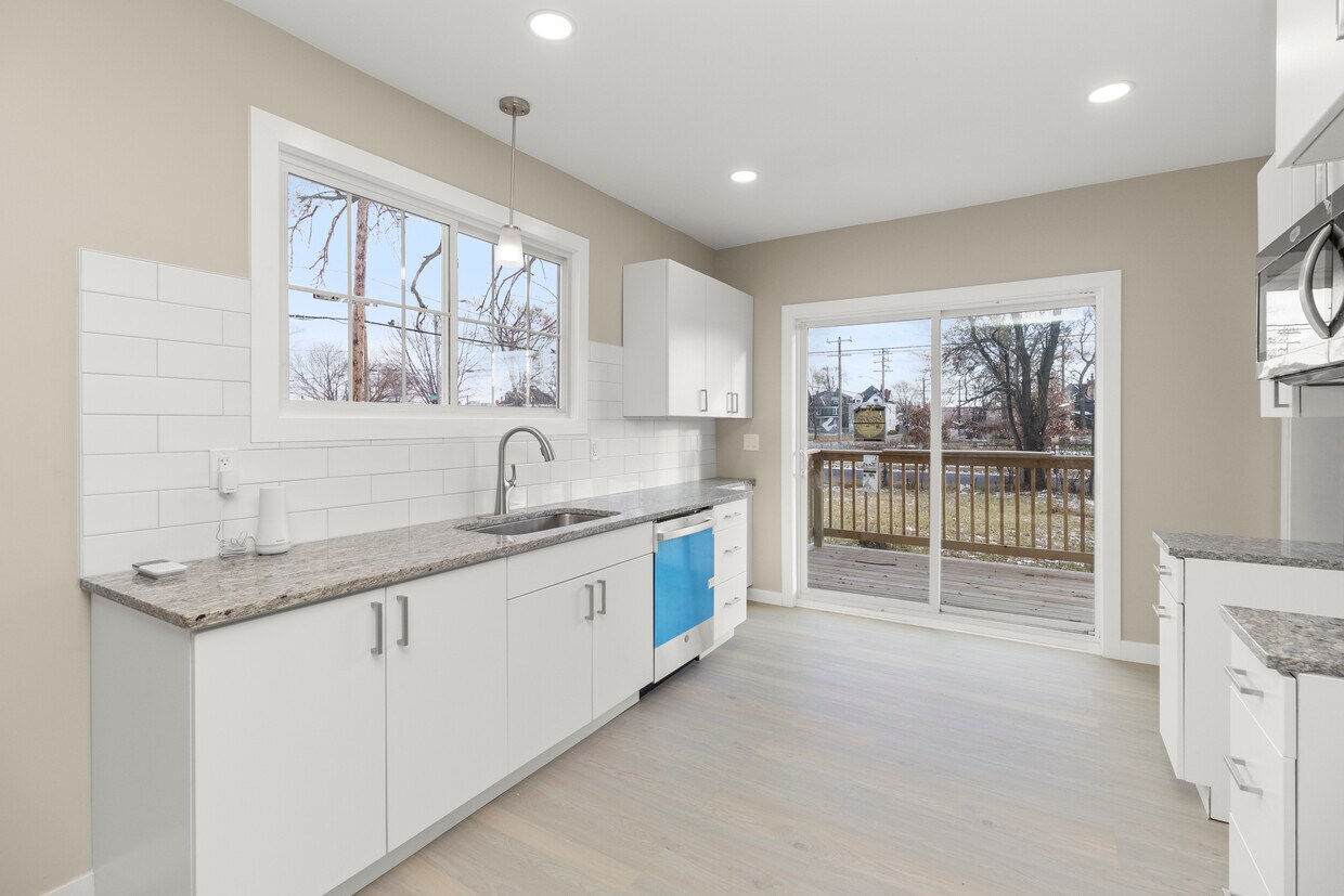 Foto principal - 324 East Bethune Street