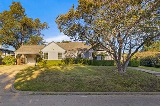 Building Photo - 9461 Waterview Rd