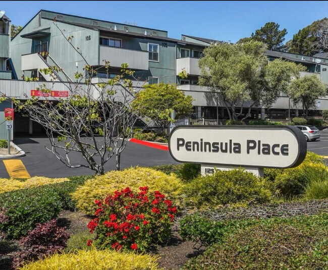 Building Photo - 417 Piccadilly Pl