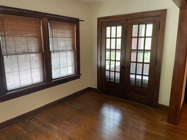 French doors to porch - 1171 Neil Ave