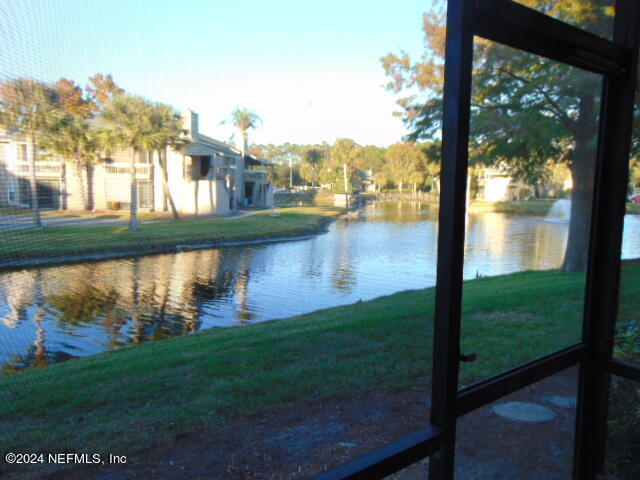 Building Photo - 10200 Belle Rive Blvd