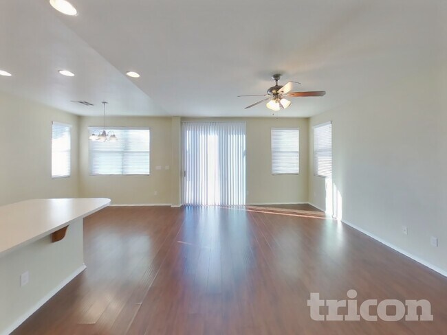 Foto del edificio - 9155 Wine Cellar Ave